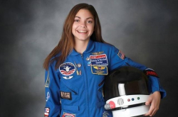 美国17岁少女AlyssaCarson获NASA破格训练或成登陆火星第1人