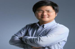 复旦学生编写参考书 公司总资产达500万
