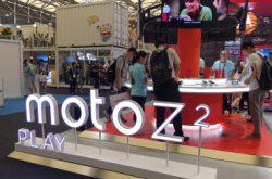 【MWCShanghai2017】中阶新军MotoZPlay2现身