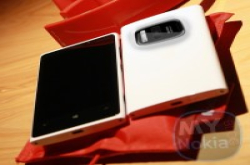Nokia疯了！Lumia新旗舰配4100万镜头