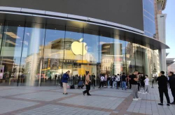 惨兮兮 直击iPhoneXs系列首销现场：人烟稀少门可罗雀