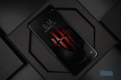 红魔游戏手机评测：带来极致游戏体验
