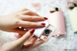 自拍神器靓哢SonyKW1售价2990元