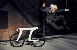 造型满分舒适0分的π造型碳纤自行车PiBike