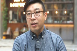 专业摄影师关启荣分享人像拍摄：回忆快乐．自然美