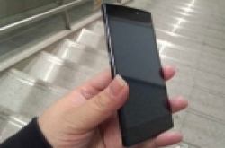 问鼎全球最薄手机 金立ELIFES让人不可思议