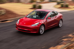 Model3终于走上正轨 特斯拉有望实现10万辆年产量目标