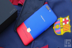 OPPOR11巴萨限量版开箱动手玩红蓝撞色、满满的FCB元素！