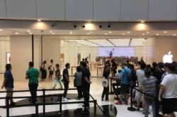 【现场直击】apmAppleStore开幕橙红Tee你点睇？