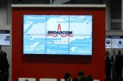 科技业史上最高价并购!Broadcom出价1300亿美元要收购高通