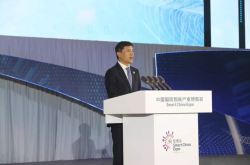 李彦宏：AI模仿人脑是走不通的