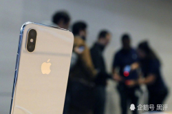 苹果结束挤牙膏式升级 6.5寸iPhone将推动大屏时代