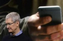 特朗普贸易顾问：对iPhone关税豁免一事并不知情