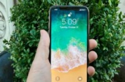 iPhoneX上的FaceID被多方吐槽：Apple忙解释