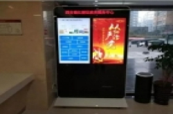 轻松扫一扫，就把免费图书馆带回家，曲江现身自助阅读..