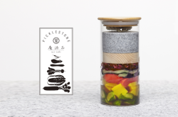 顾及分量与视觉美感的现代版的腌菜罐
