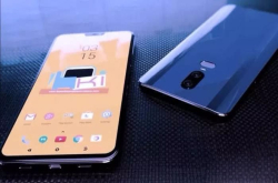 OPPOR19乘胜追击 旗舰新机强势来袭