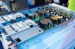 GPU是怎么勾搭NVMe的？