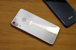 DxOMark认证，ZenFone5在同级机种拍照表现鹤立鸡群甚至不逊部分旗舰机