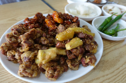 [食记]釜山大邱爱玩客介绍超下酒韩式炸鸡胗很热情的阿珠妈