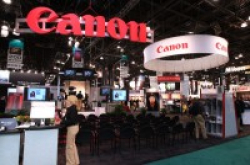 Canon将最多以174亿元收购瑞典镜头厂商AXIS