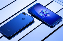 为什么有人说荣耀10不好 甚至在朋友面前都不好意思拿出来