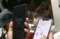 VIVO真旗舰xPlay即将推出，98%屏占比与指纹解锁