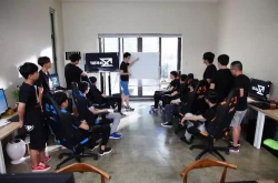 电子竞技已成功入选亚运会离成奥运比赛项目还远吗？