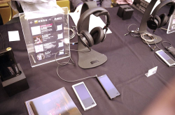 2018中野春季耳机祭：虽然没有新产品但还是跟Sony小聊了一下，结果以音响学来说ZX300不同颜色还真的声音会有微妙差异