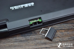 经典 ThinkPadX1Carbon2018拆机图赏