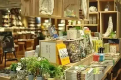 年轻夫妻携手共创烹饪书店 创意好又赚钱