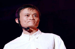 中国最有钱的女人：每天入账7亿元 她的财富比肩马云马化腾
