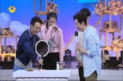 开售卖出2万台 化妆镜中的爱马仕现在100多元就能入手
