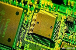 先进封装挑战愈发严峻｜半导体行业观察