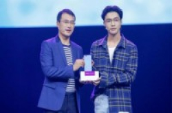 万事已俱备HUAWEInova2一个颜值时代的“爆款”
