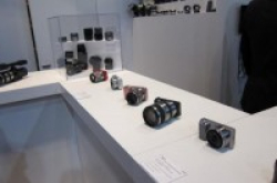 CES2011:NEX大红大紫Sony数码相机展示