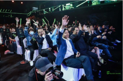黑鲨出海 智能手机市场迎来专业游戏手机时代