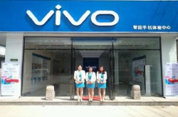 都说Vivo高价低配 为什么它的新机 却要和小米拼性价比？