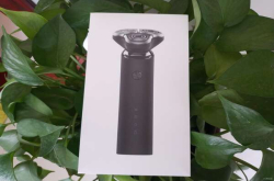 小米杂货铺再添新品 网友：年轻人的第一款电动剃须刀