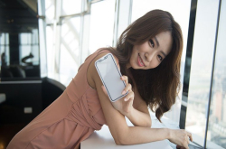 imos发表iPhone8/8Plus以及iPhoneX专用的AG2BC康宁玻璃保护贴