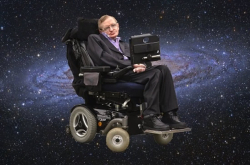 霍金真的有预言2032年是人类的末日吗？