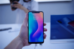 给你3000元 你买一加6 还是选择小米8？