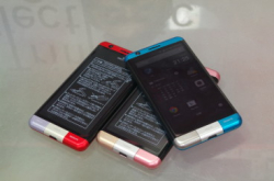 【场报】日系手机INFOBAR靓仔新机登场