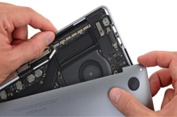 不止有新键盘 新MacBookPro对比旧款还有这些变化