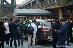 试驾JEEP新大指挥官看看感受如何？