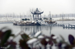 毁三观的育儿故事：你知道凿壁偷光的匡衡长大干了什么吗