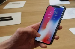 华为手机又将率先搭载黑科技 看齐iPhoneX 或成安卓首家