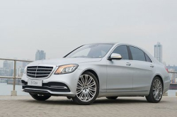 【新车试驾】“V”都拗返“直”？平治S500Facelift