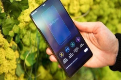 vivoNEX对决小米8 多花费1500元到底值不值得？