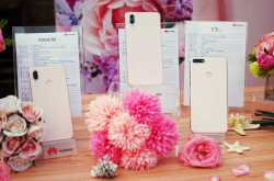 华为粉色款P20、nova3e与新款Y7Prime登台结合与韩国保养彩妆品牌兰芝大抢女性消费市场